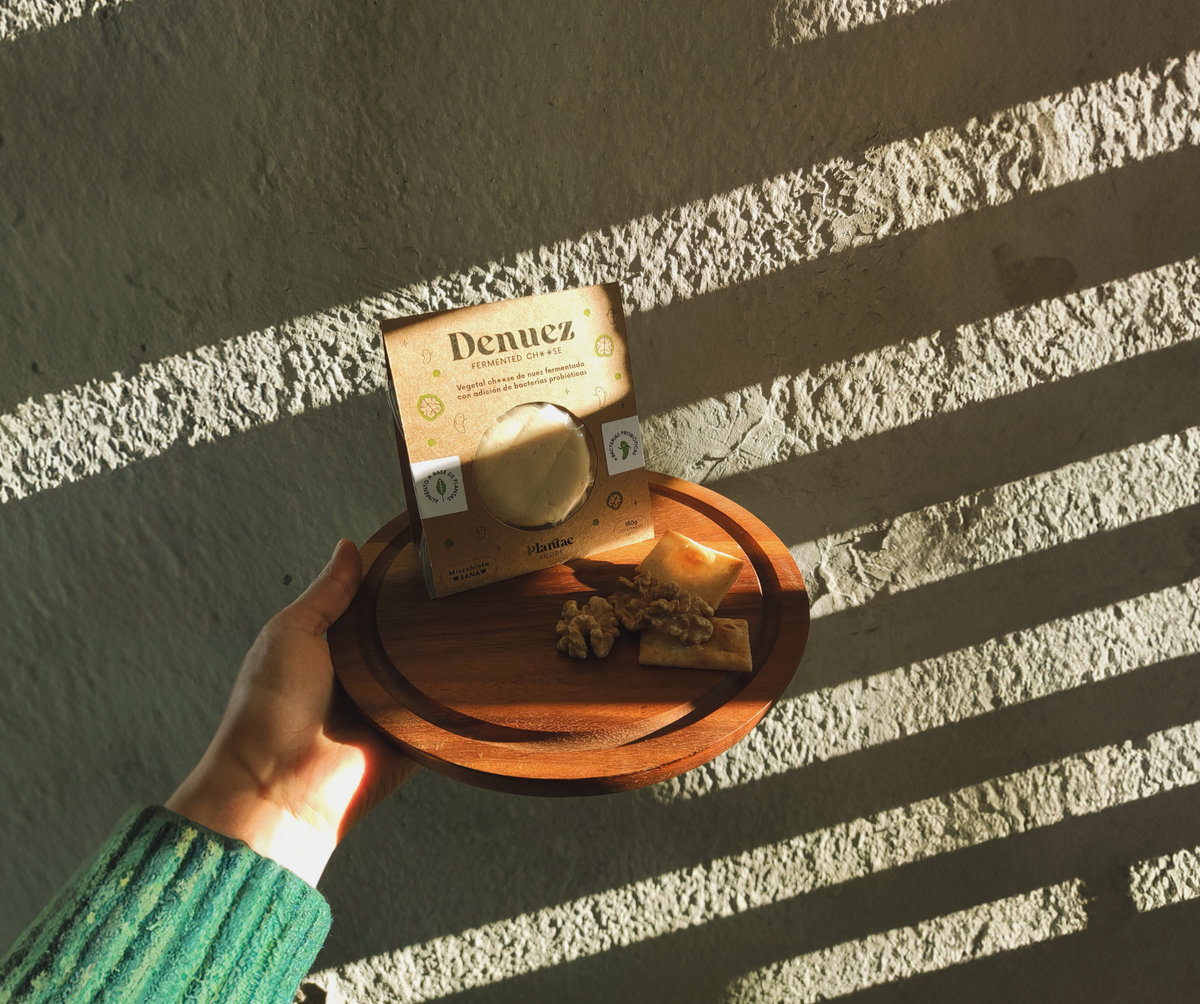 queso denuez vegano